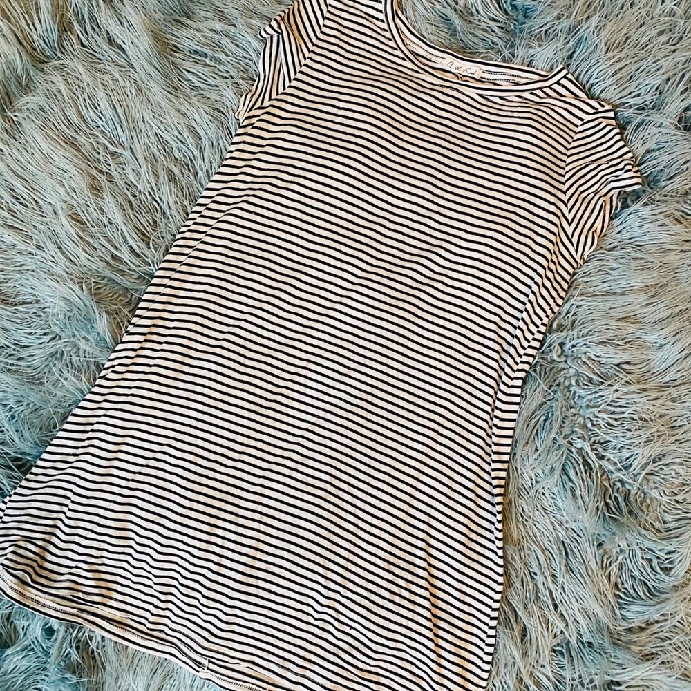 Striped tunic cap sleeve